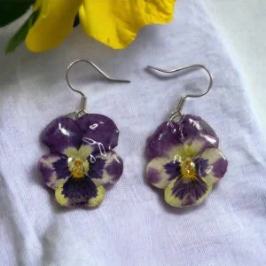 Aretes de Pensamiento morado blanco amarillo