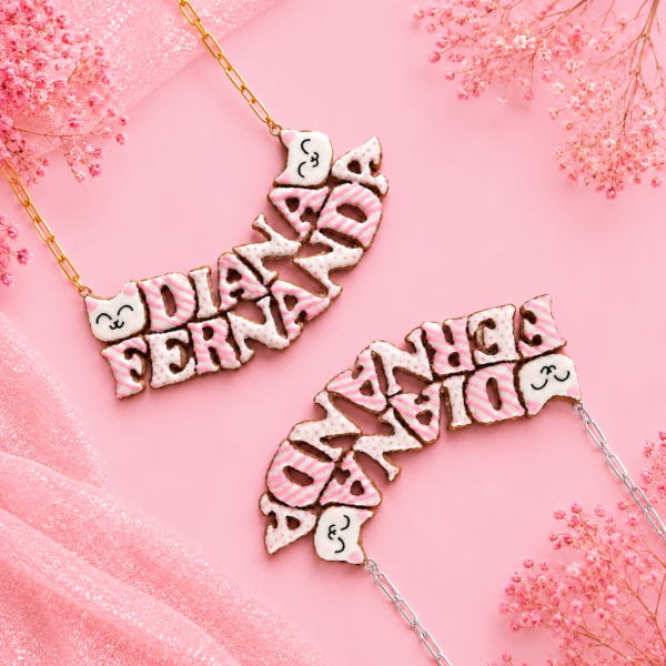 Collares personalizados de gatito blanco kawaii con cadena dorada y plateada