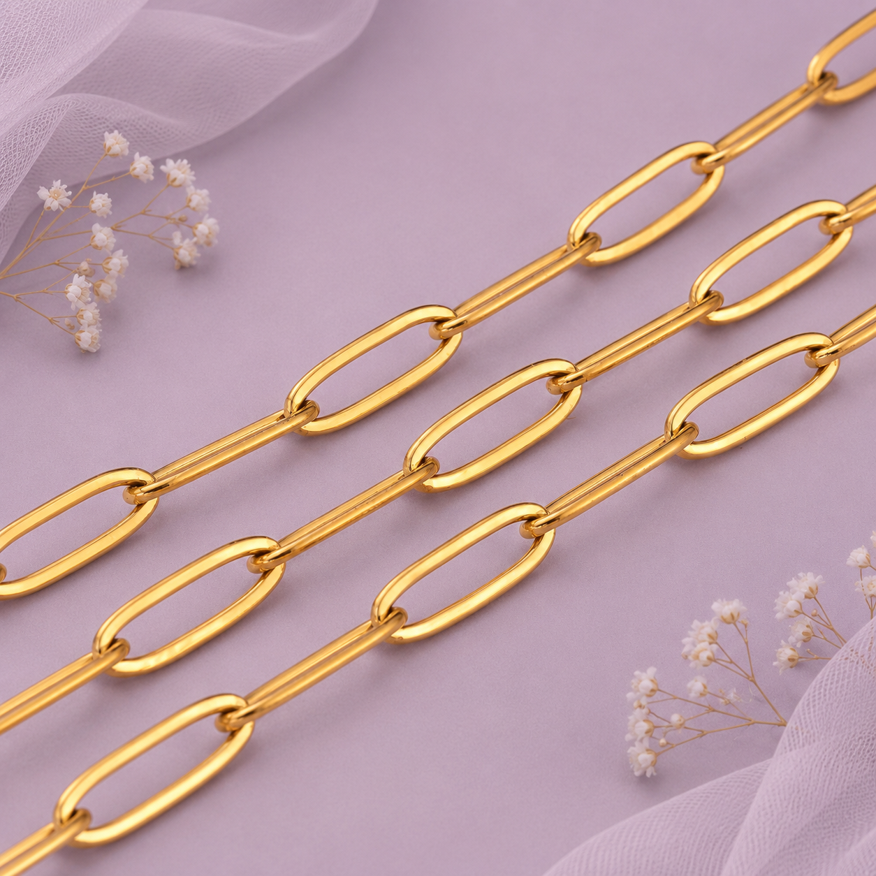 Vista extendida de cadena de clip dorada chapada en oro 18K para bisutería
